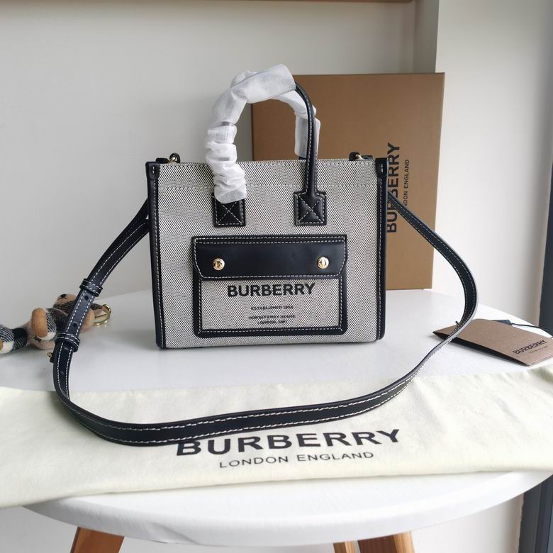 Wholesale Cheap AAA B.urberry Tote Shoulder Bags for Sale