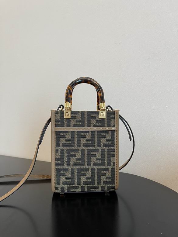 Wholesale Cheap Fendi Tote Shoulder Bags for Sale