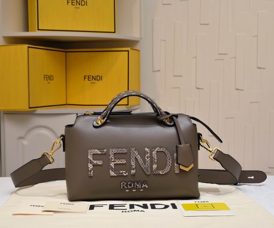 Wholesale Cheap Fendi Tote Shoulder Bags for Sale