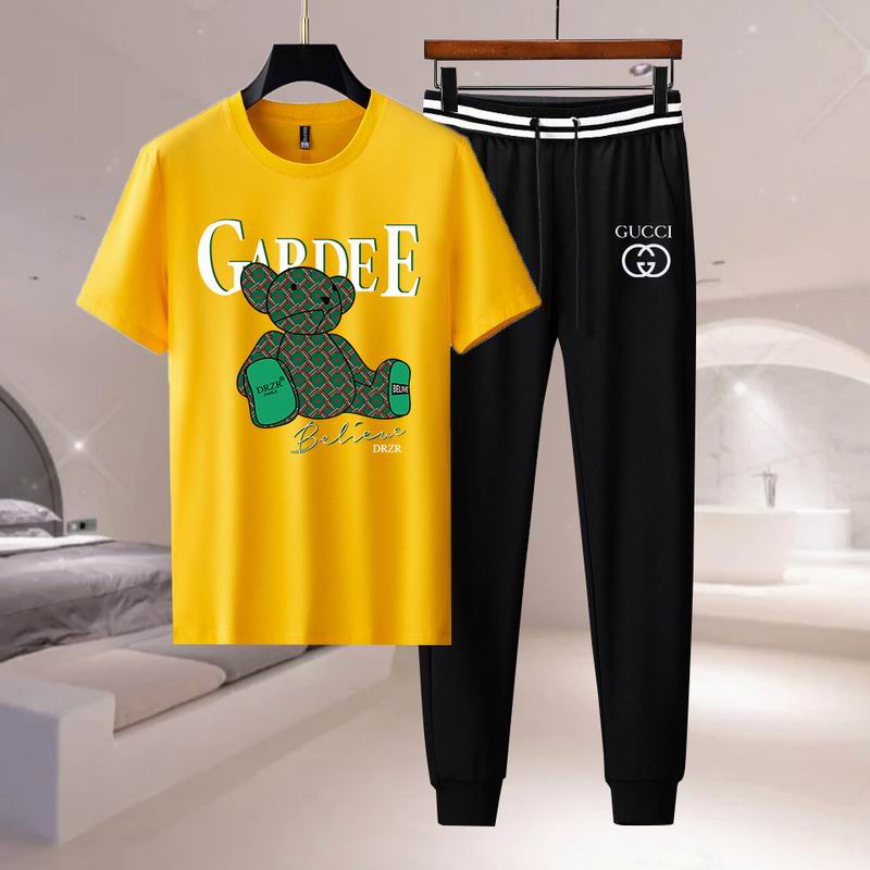 Wholesale Cheap G.ucci Short Sleeve Tracksuits for Sale