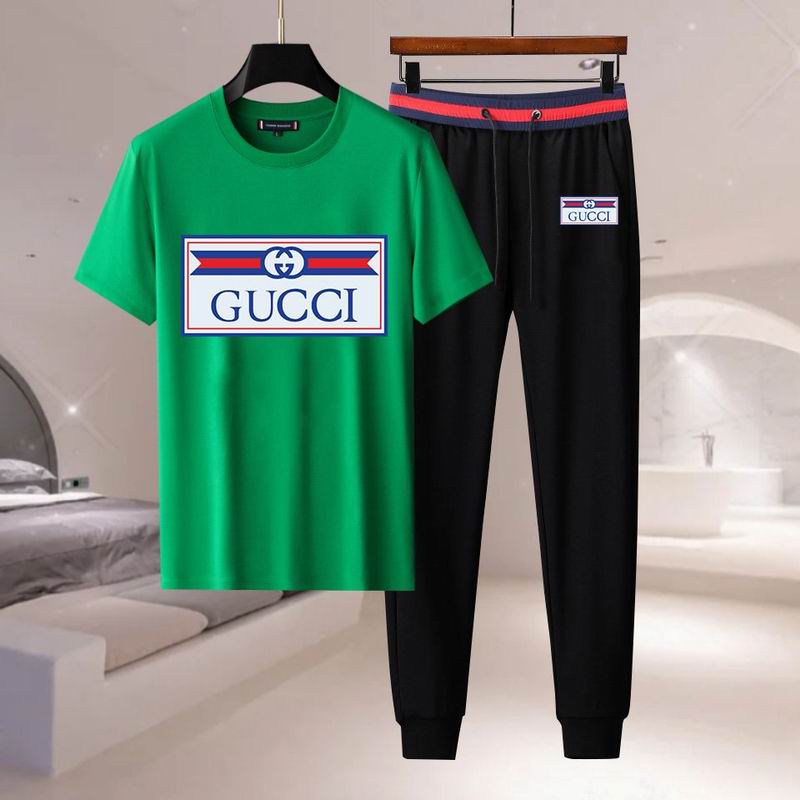 Wholesale Cheap G.ucci Short Sleeve Tracksuits for Sale