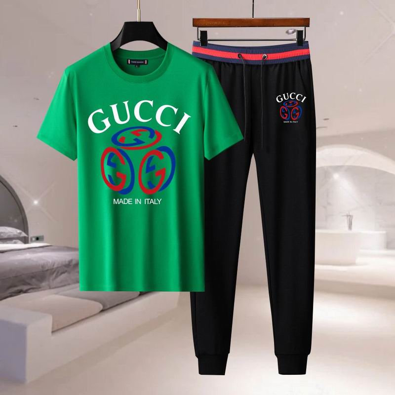 Wholesale Cheap G.ucci Short Sleeve Tracksuits for Sale