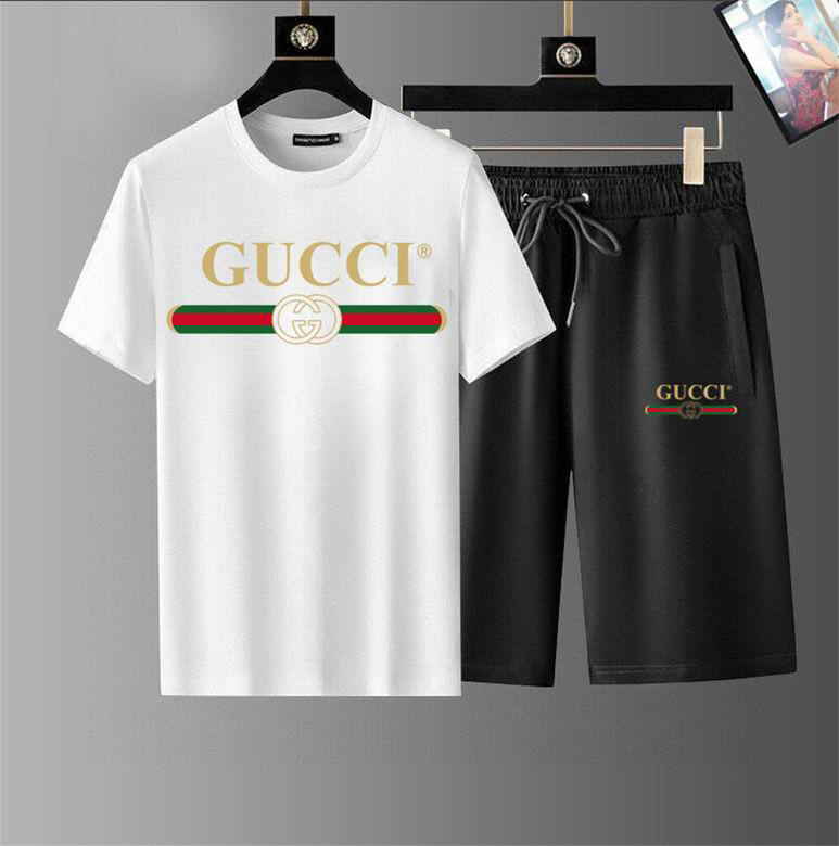 Wholesale Cheap G.ucci men Short Sleeve Tracksuits for Sale