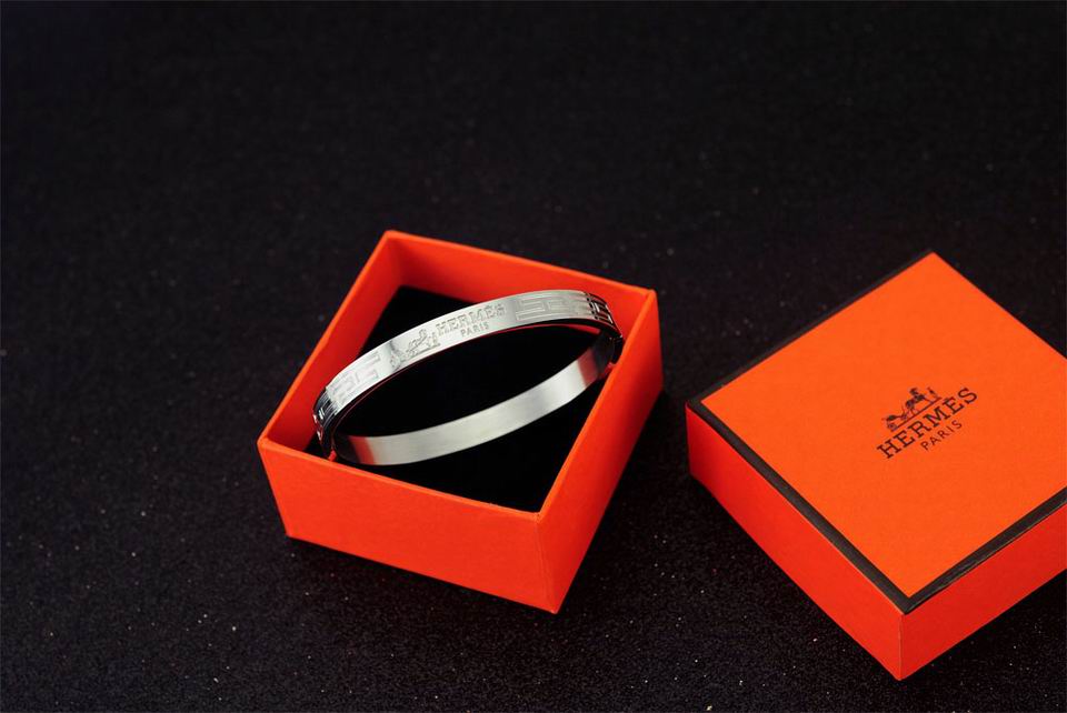 Wholesale Cheap Hermes Desinger bracelet for sale