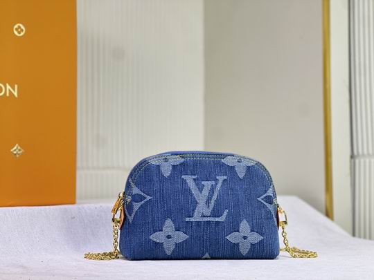 Wholesale Cheap Aaa Louis Vuitton Cosmetic Pouch Monogram Denim Canvas for sale