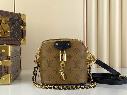 Wholesale Cheap Aaa Louis Vuitton Monogram Canvas Just In Case bags for sale