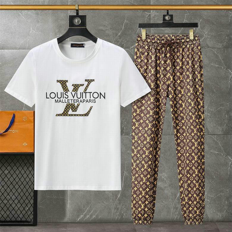 Wholesale Cheap Louis Vuitton Short Sleeve Tracksuits for Sale