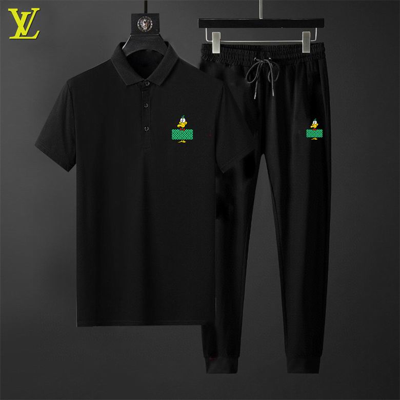 Wholesale Cheap Louis Vuitton Short Sleeve Tracksuits for Sale