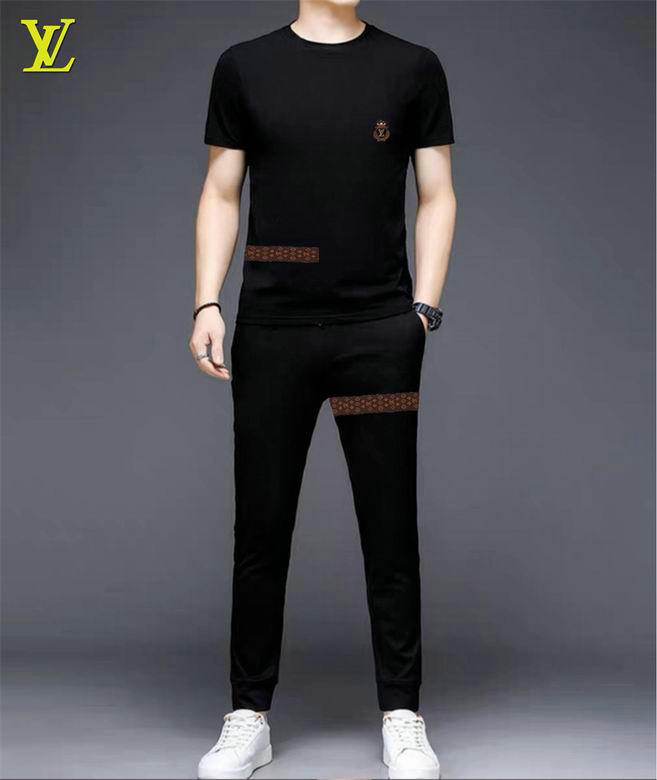 Wholesale Cheap Louis Vuitton Short Sleeve Tracksuits for Sale