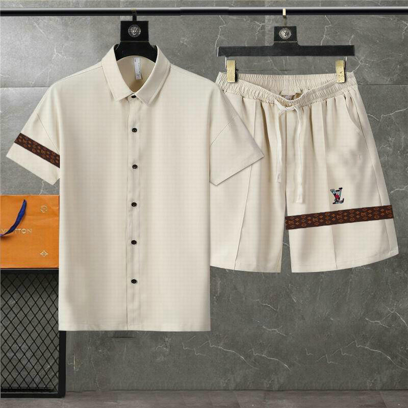 Wholesale Cheap Louis Vuitton Short Sleeve Tracksuits for Sale