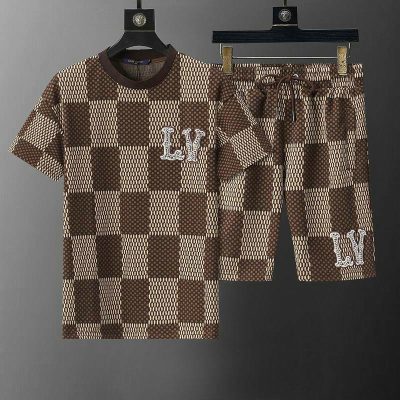 Wholesale Cheap Louis Vuitton Short Sleeve Tracksuits for Sale