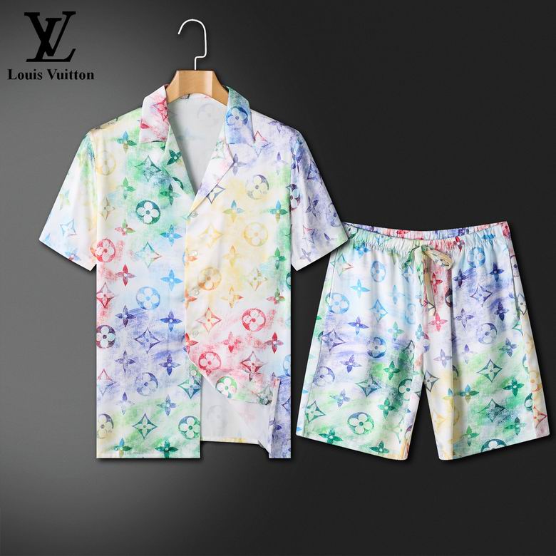 Wholesale Cheap Louis Vuitton Short Sleeve Tracksuits for Sale