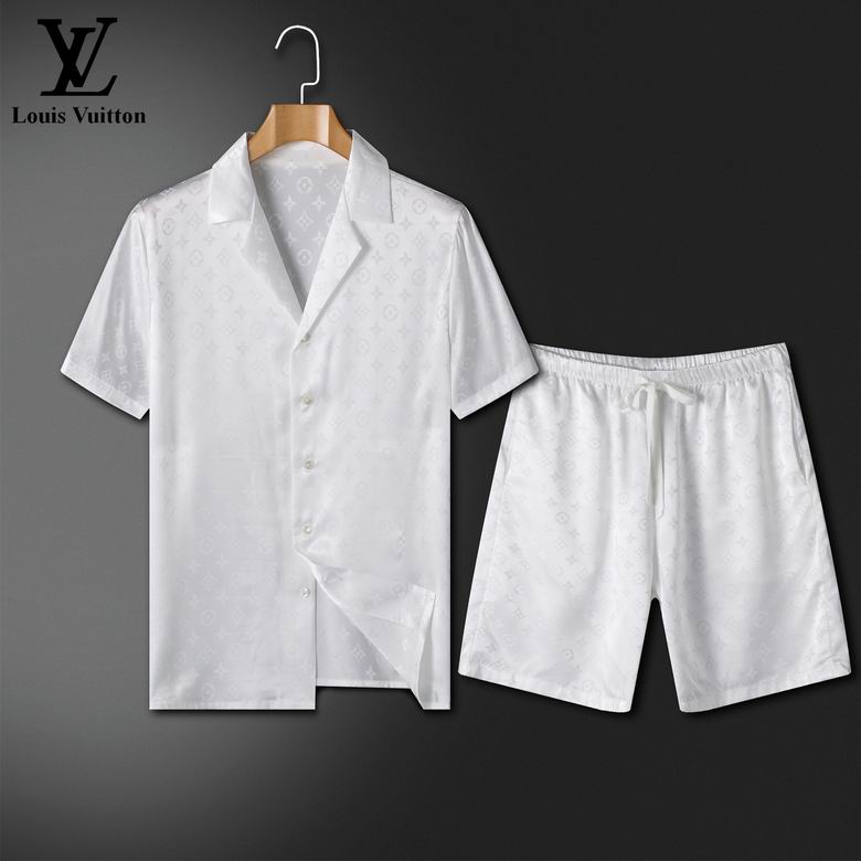 Wholesale Cheap Louis Vuitton Short Sleeve Tracksuits for Sale