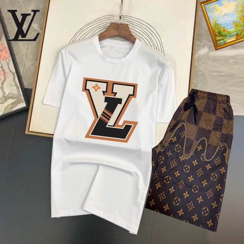 Wholesale Cheap Louis Vuitton Short Sleeve replica Tracksuits for Sale