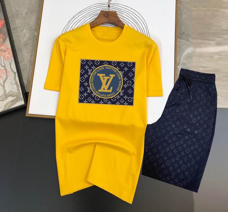 Wholesale Cheap Louis Vuitton Short Sleeve replica Tracksuits for Sale