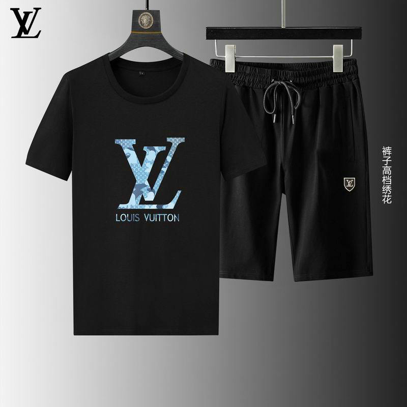 Wholesale Cheap Louis Vuitton Short Sleeve replica Tracksuits for Sale