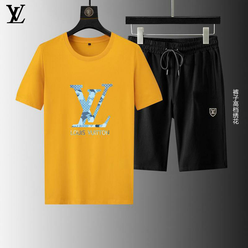 Wholesale Cheap Louis Vuitton Short Sleeve replica Tracksuits for Sale