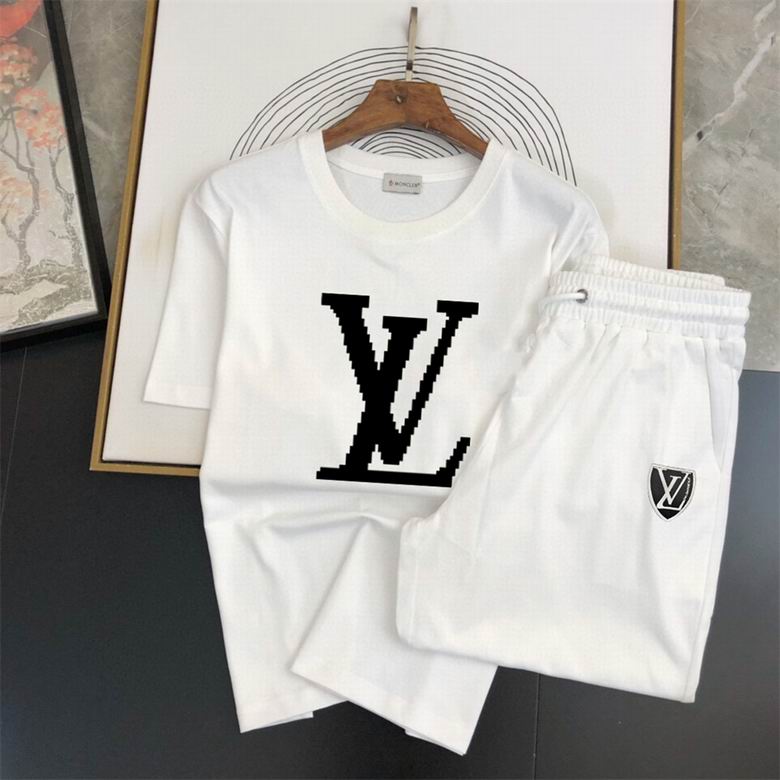 Wholesale Cheap Louis Vuitton Short Sleeve replica Tracksuits for Sale