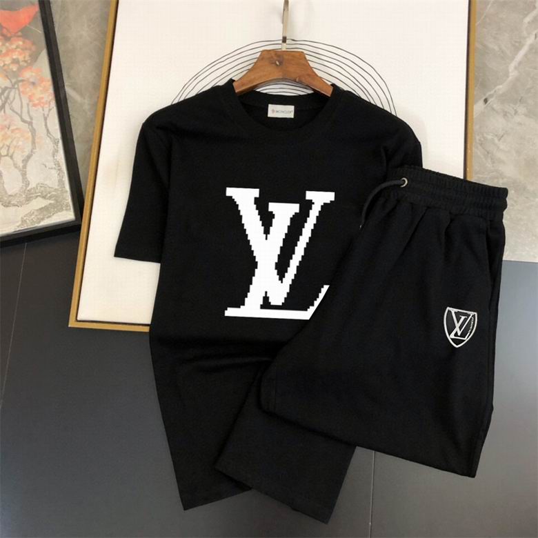 Wholesale Cheap Louis Vuitton Short Sleeve replica Tracksuits for Sale