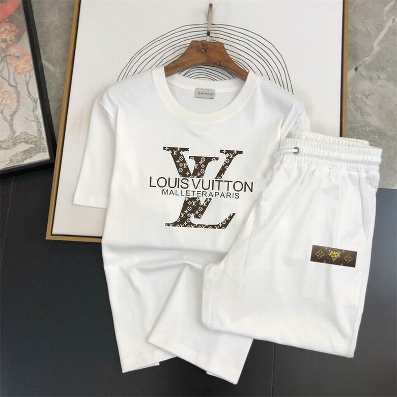 Wholesale Cheap Louis Vuitton Short Sleeve replica Tracksuits for Sale