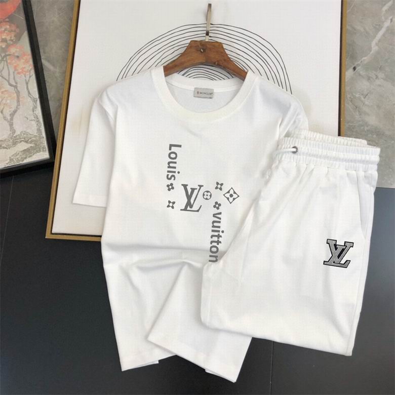 Wholesale Cheap Louis Vuitton Short Sleeve replica Tracksuits for Sale