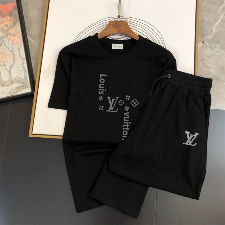 Wholesale Cheap Louis Vuitton Short Sleeve replica Tracksuits for Sale