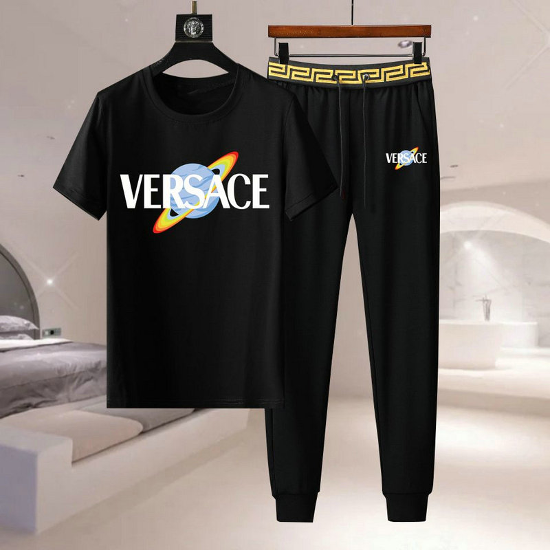 Wholesale Cheap V ersace Short Sleeve men Tracksuits for Sale