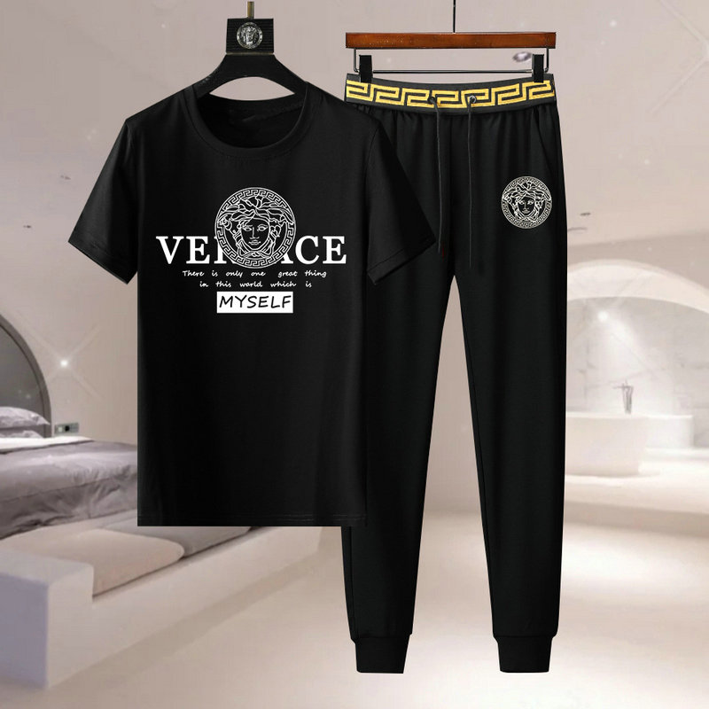 Wholesale Cheap V ersace Short Sleeve men Tracksuits for Sale