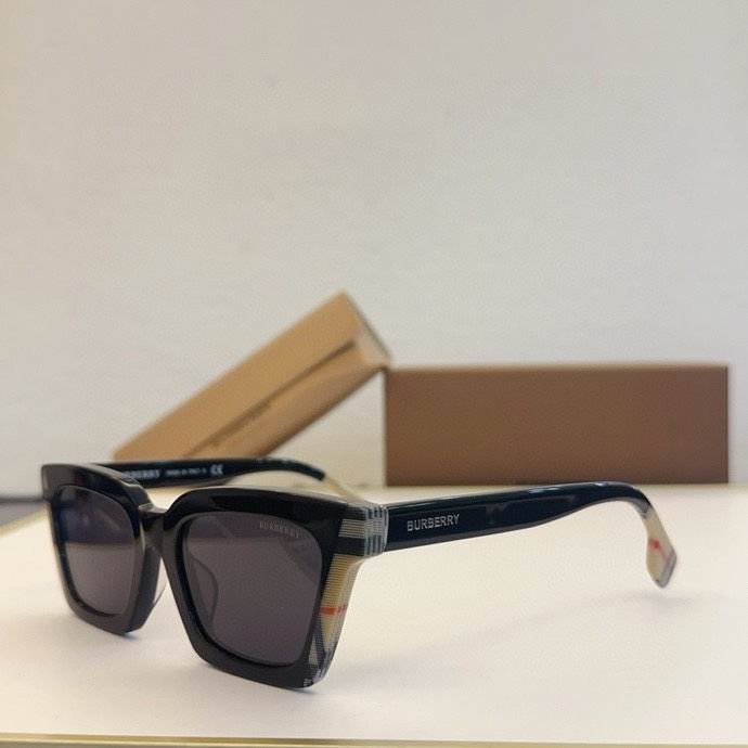 Wholesale Cheap AAA Quality B.urberry Replica Sunglasses for Sale