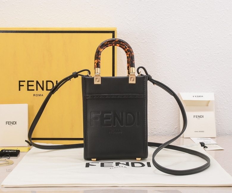 Wholesale Cheap Fendi Women Tote bags for Sale