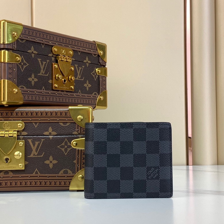 Wholesale High Quality AAA Louis Vuitton Multiple Monogram Canvas M12657 Leather Replica Wallets for Sale