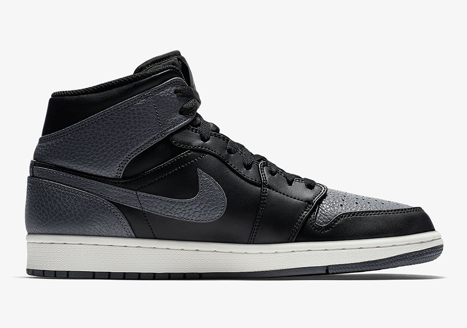 Air Jordan 1 Mid “Dark Grey” 554724-041