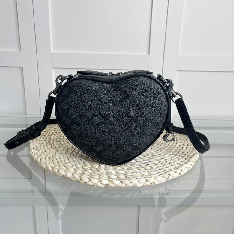 Wholesale High Quality C.oach Heart Crossbody Replica Bags for Sale