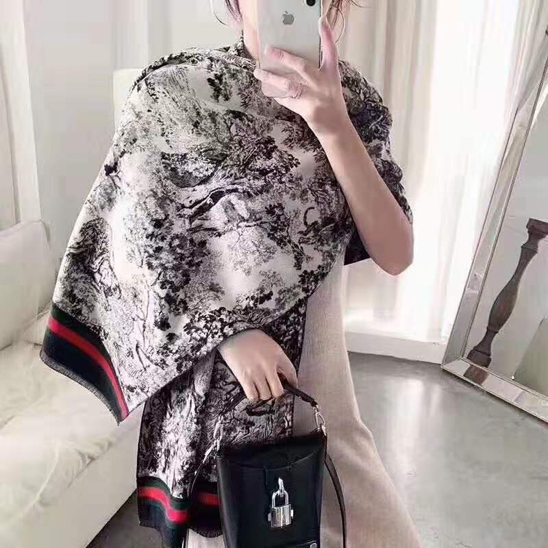 Wholesale Cheap Designer Scarf for sale