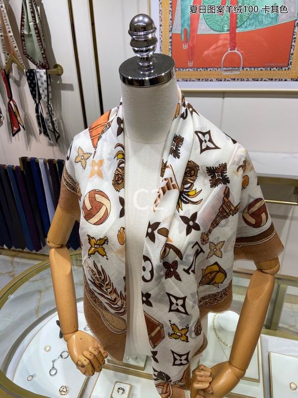 Wholesale Cheap LV AAA Designer Scarves for Sale