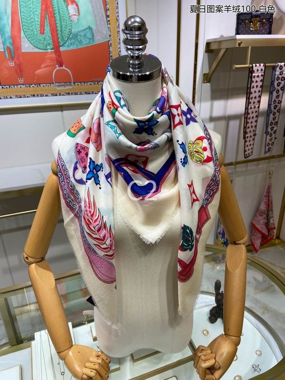 Wholesale Cheap LV AAA Designer Scarves for Sale