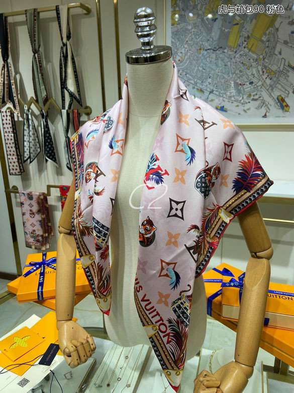 Wholesale Cheap AAA LV Designer Scarves for Sale