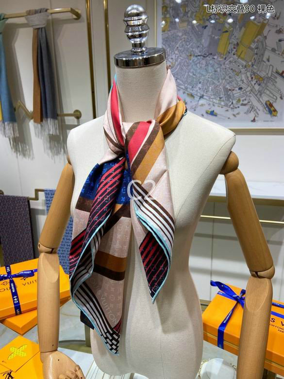 Wholesale Cheap AAA LV Designer Scarves for Sale