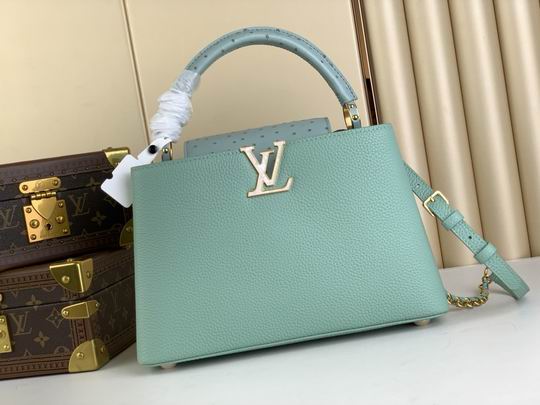 Wholesale Cheap Aaa Louis Vuitton Capucines MM Replica Designer Bags for Sale