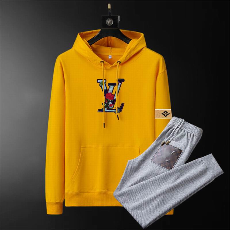 Wholesale Cheap Louis Vuitton Long Sleeve replica Tracksuits for Sale