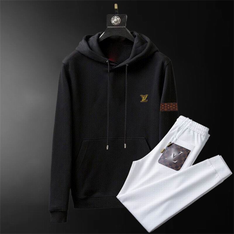 Wholesale Cheap Louis Vuitton Long Sleeve replica Tracksuits for Sale