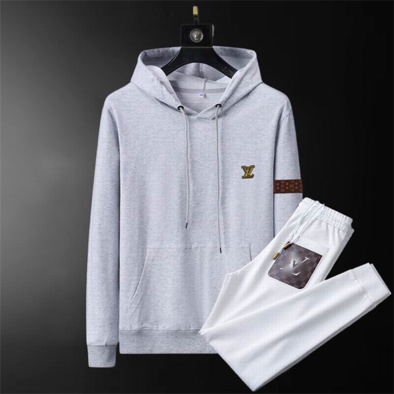 Wholesale Cheap Louis Vuitton Long Sleeve replica Tracksuits for Sale