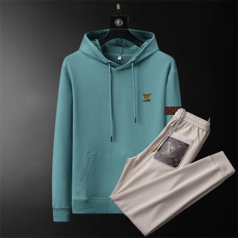 Wholesale Cheap Louis Vuitton Long Sleeve replica Tracksuits for Sale