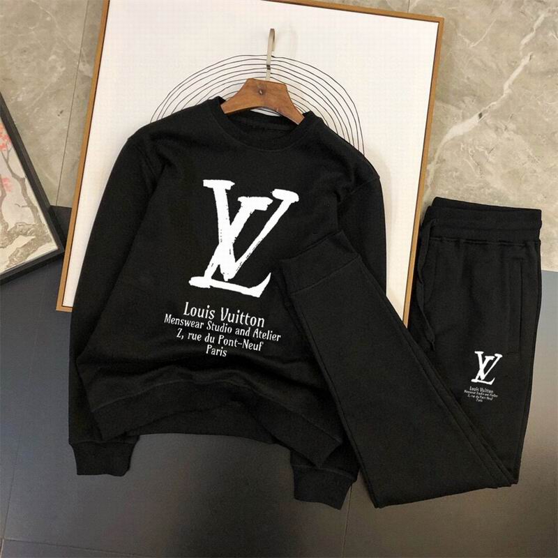 Wholesale Cheap Louis Vuitton Long Sleeve replica Tracksuits for Sale