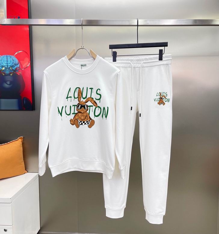 Wholesale Cheap Louis Vuitton Long Sleeve replica Tracksuits for Sale