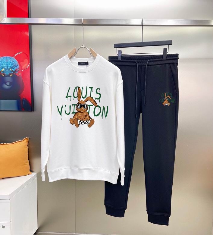 Wholesale Cheap Louis Vuitton Long Sleeve replica Tracksuits for Sale