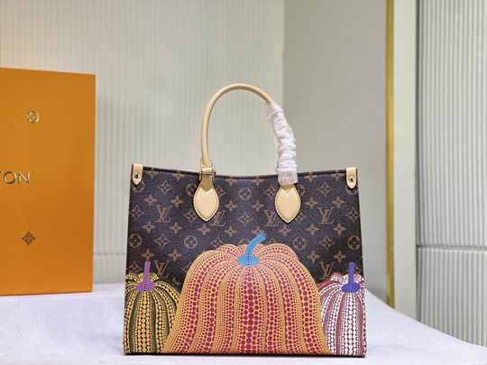 Wholesale Cheap Aaa Louis Vuitton OnTheGo MM Tote Bags for sale