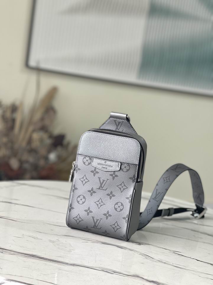 Louis Vuitton Outdoor Slingbag M30833 MEN Bags