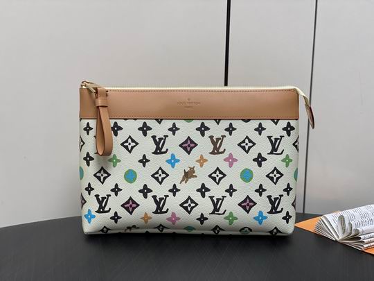 Wholesale Louis Vuitton Pochette Voyage Souple Monogram Canvas Clutches for Sale