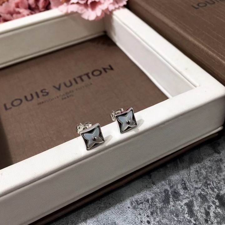 Wholesale Cheap Louis Vuitton Earrings for Sale